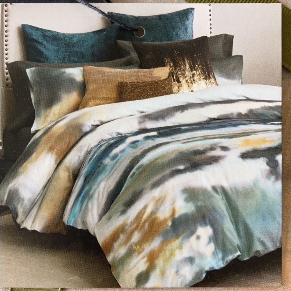 NWT Micheal Aram King Duvet Cover, 2 King Pillowcase, 2 Euro Shams Set - Picture 7 of 7